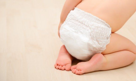 Waspada Ruam Popok Pada Bayi, Ini Cara Pelindung Kulitnya