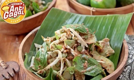 Karedok: Kuliner Segar Khas Sunda Yang Kaya Rasa